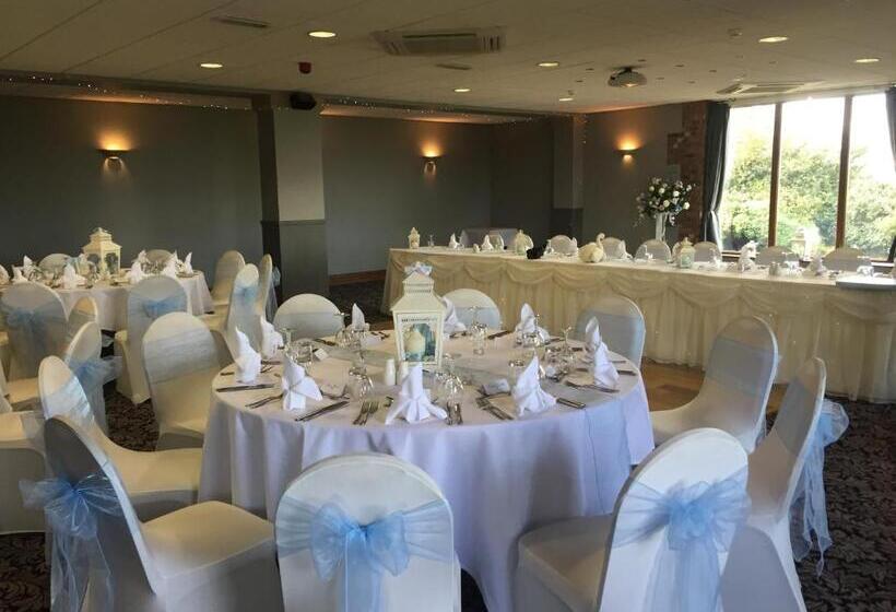 בית מלון כפרי The Huntsman Inn