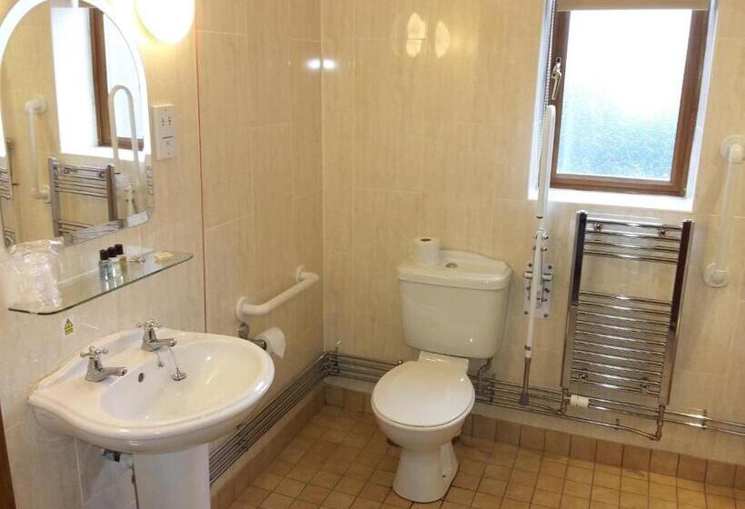 בית מלון כפרי The Huntsman Inn