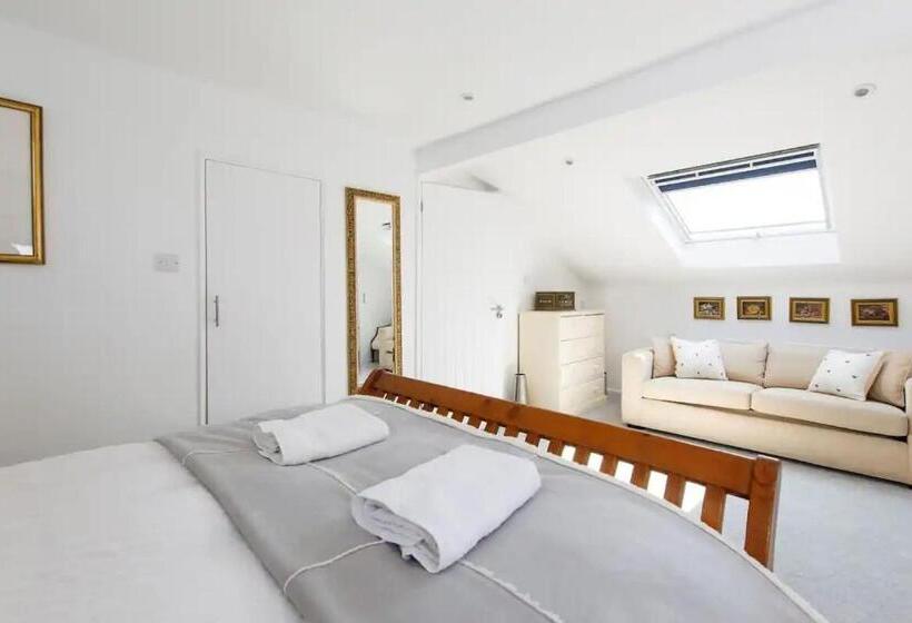 酒店 The Kite House