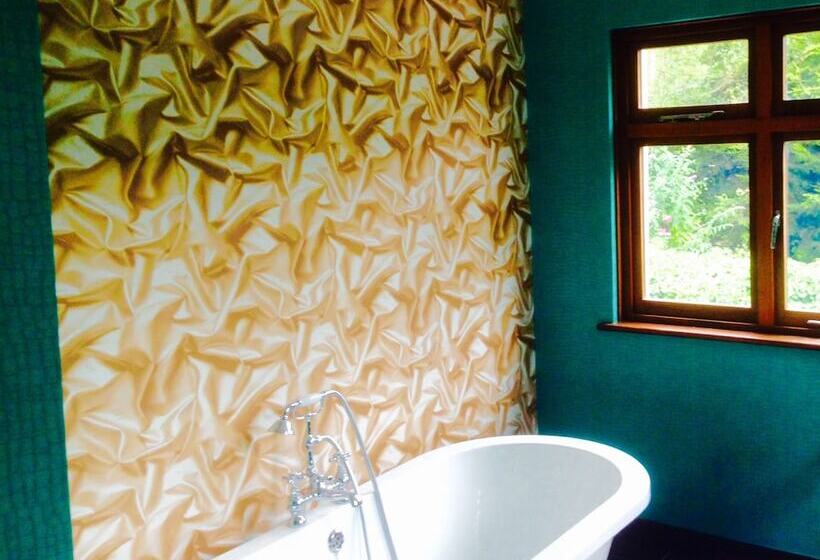 בית מלון כפרי The Malthouse