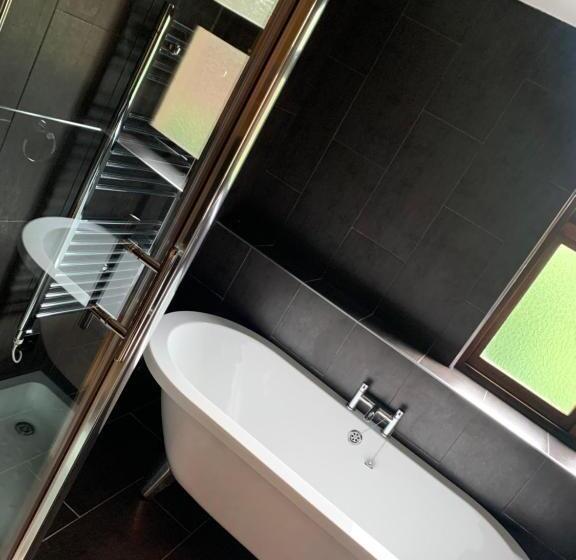 בית מלון כפרי The Malthouse