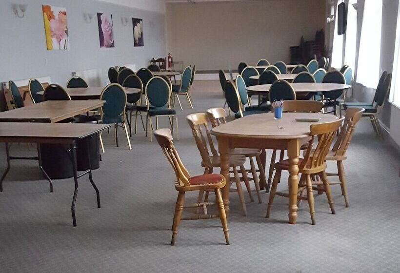 ホテル The Midland Inn