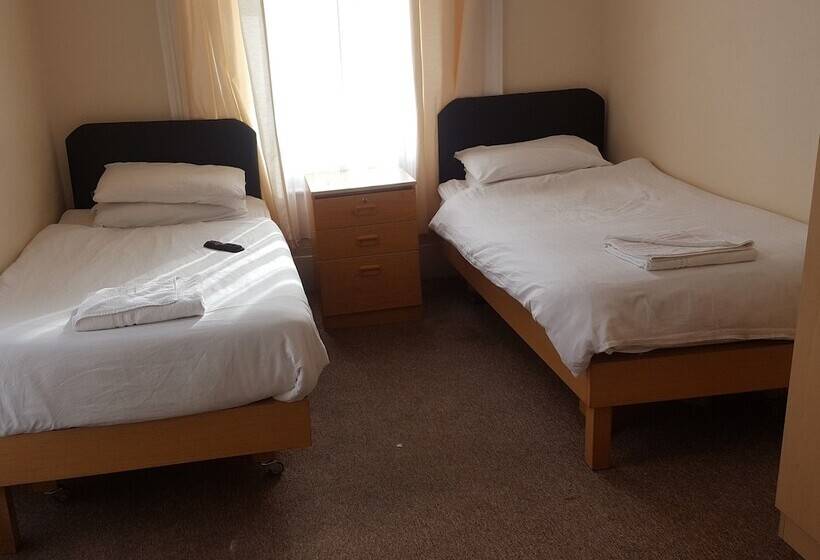 ホテル The Midland Inn