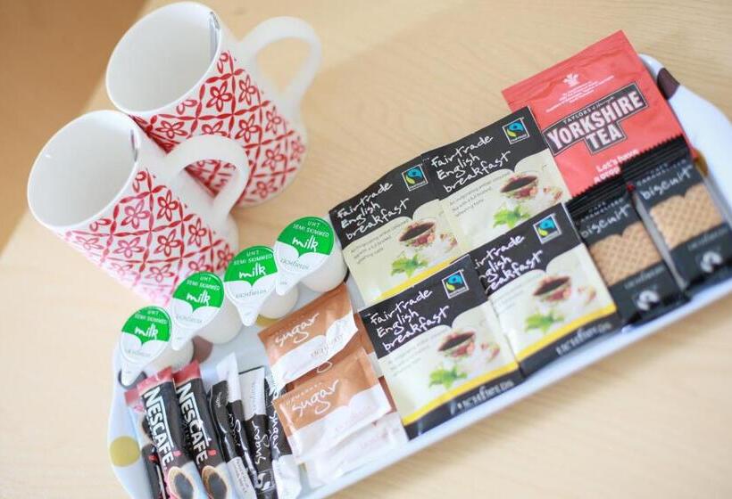 ホテル The Midland Inn