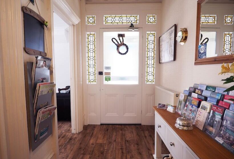 호텔 The New England