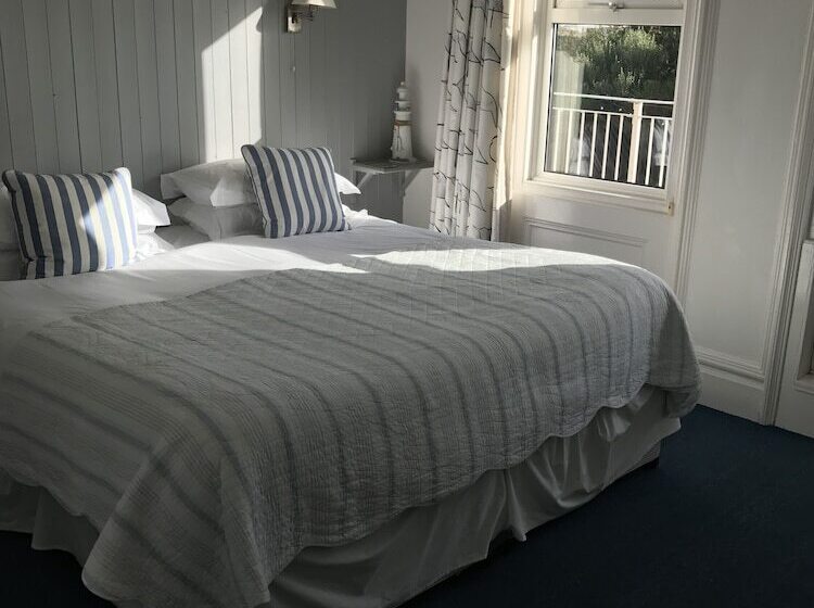 호텔 The New England