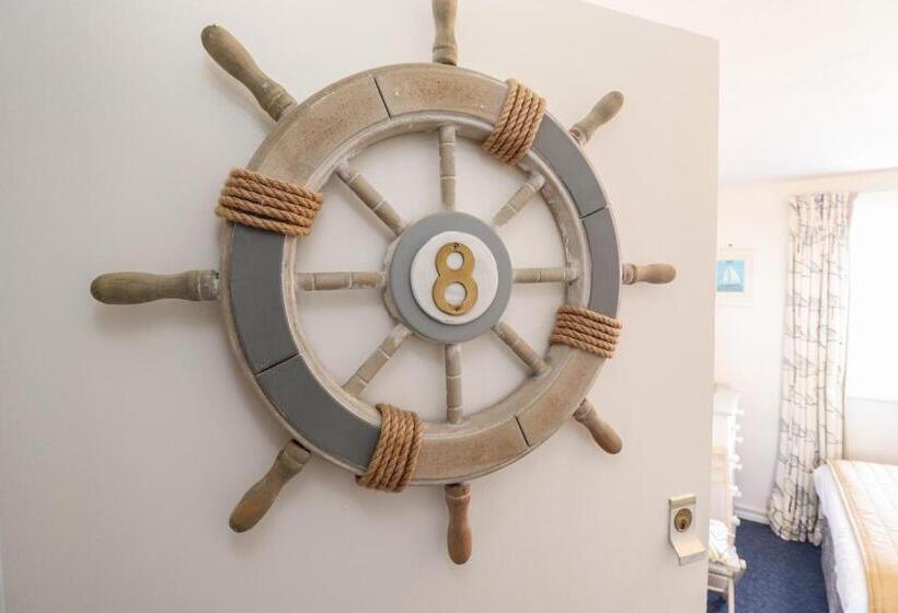 호텔 The New England