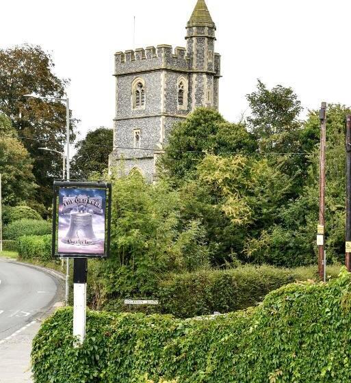 Отель The Old Bell