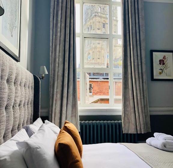 Отель The Old Coffee Tavern