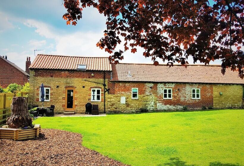 בית מלון כפרי The Old Granary   Holiday Cottage