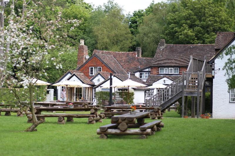 Отель The Old House Inn