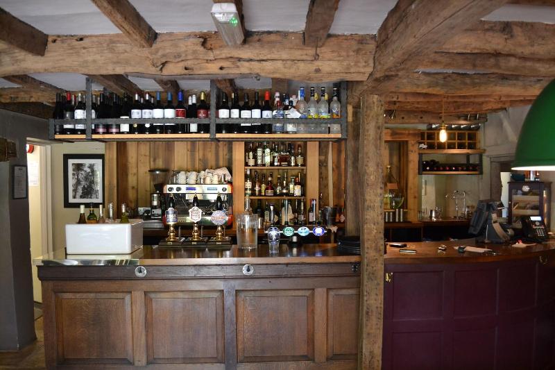 Отель The Old House Inn