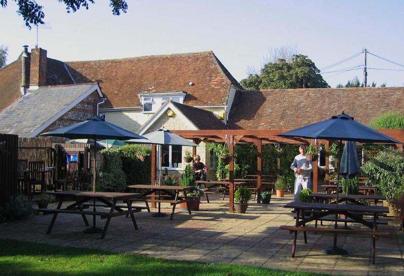 ホテル The Pelican Inn