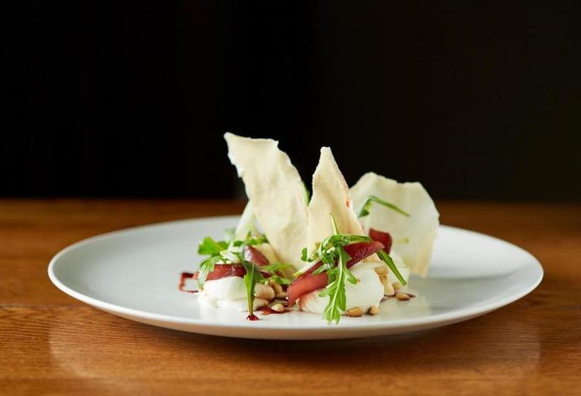 Отель The Rose & Crown