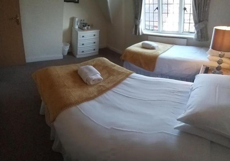 ホテル The Royal Oak