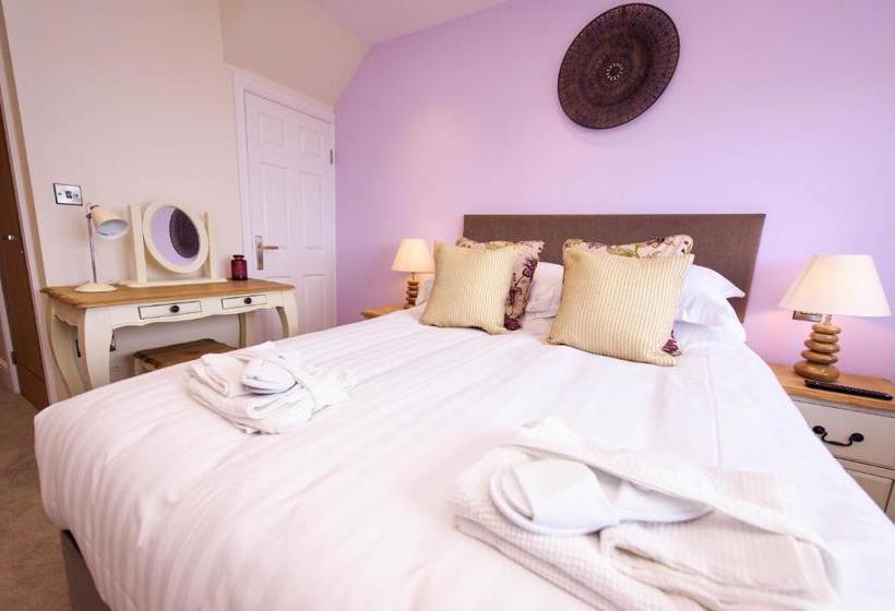 Отель The Sands