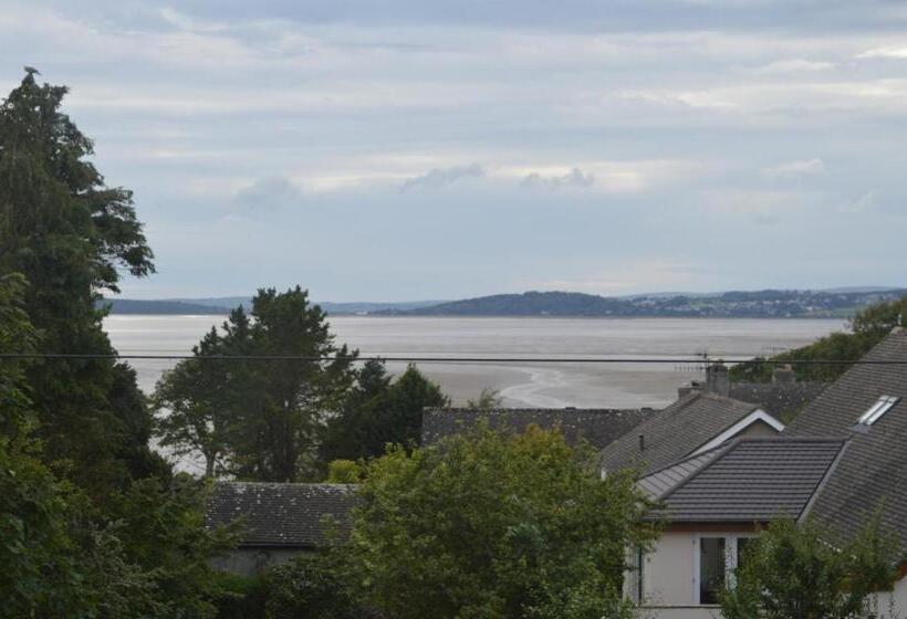 ホテル The Silverdale