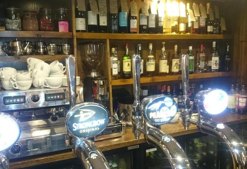 ホテル The Silverdale