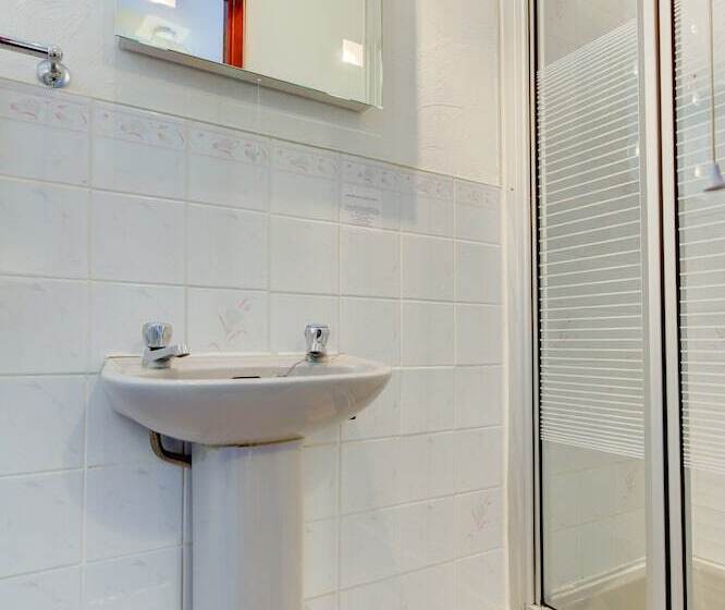 فندق The Strathdon