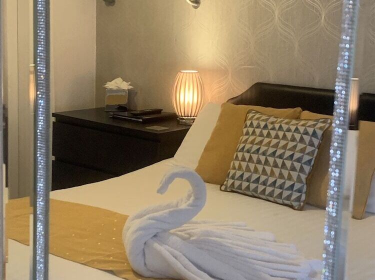 فندق The Strathdon