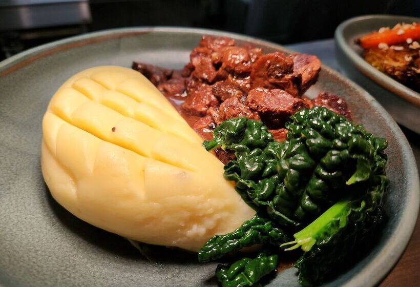 ホテル The Swan A Colombo Edition