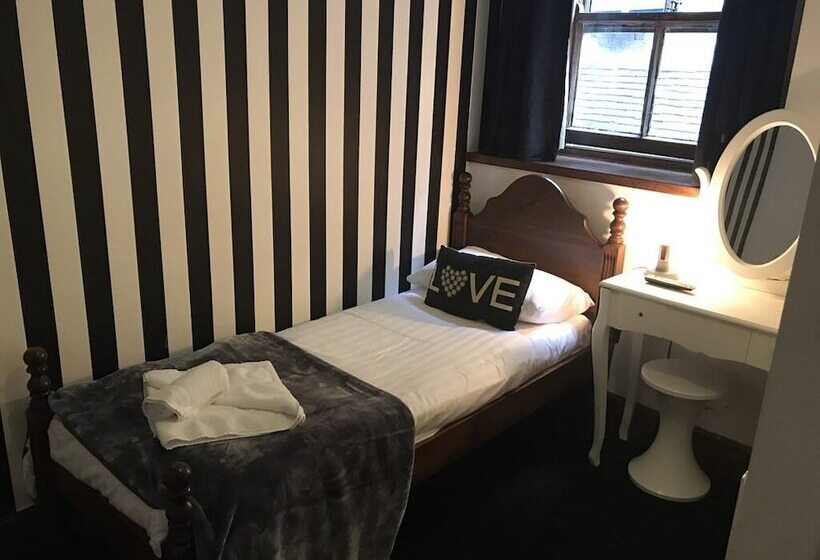 The Swan Hotel Smoke & Taphouse