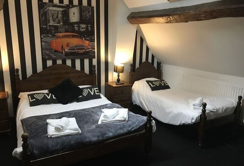 The Swan Hotel Smoke & Taphouse