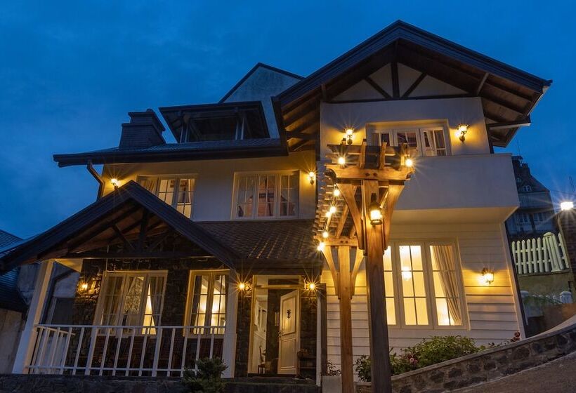 호텔 The Tapherini Bungalow