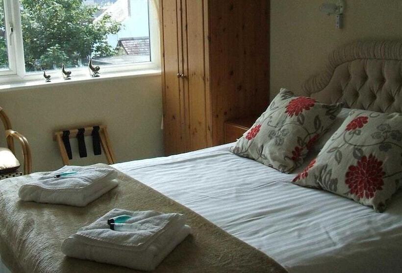 酒店 The Winchmore