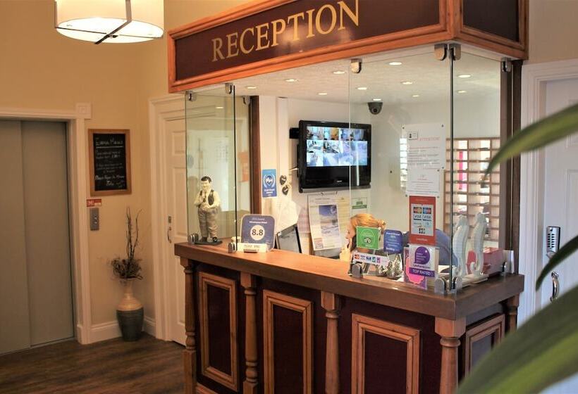 酒店 The Winchmore