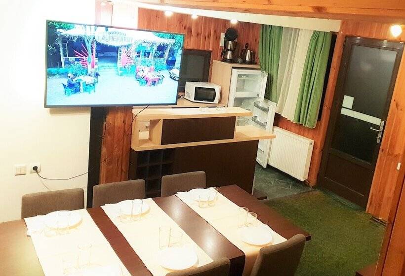 فندق Traveland Butique Resort Poiana Brasov