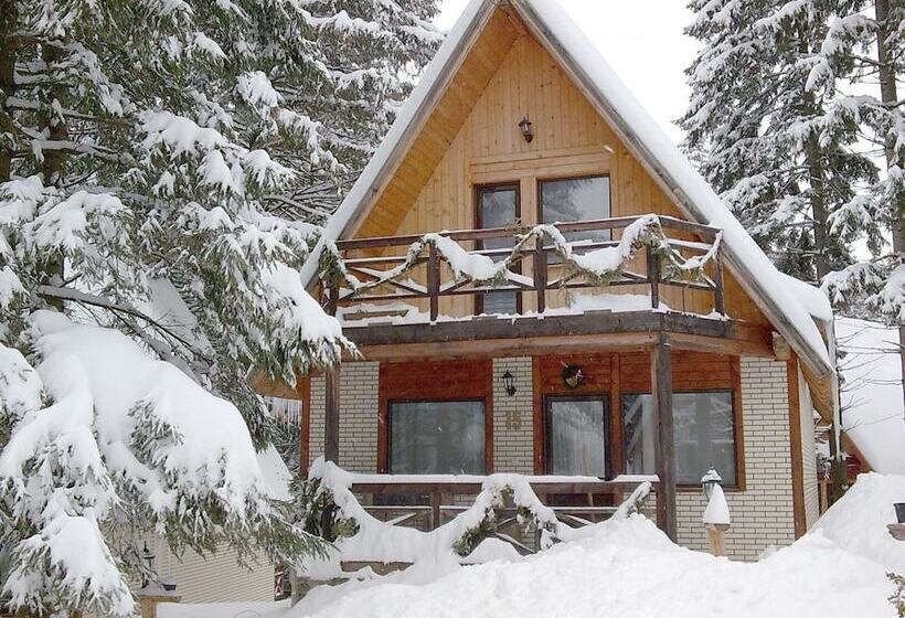 فندق Traveland Butique Resort Poiana Brasov