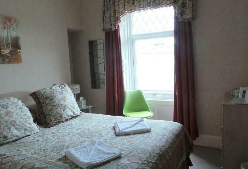 فندق Tynedale Guest House