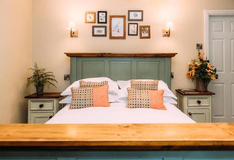 ホテル The Waddington Arms