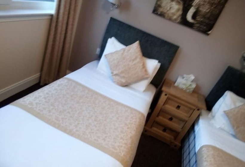 Отель The Waverley Inn