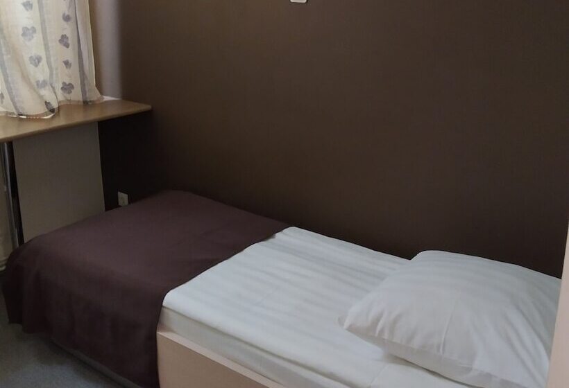 Kirovskie Dachi Motel
