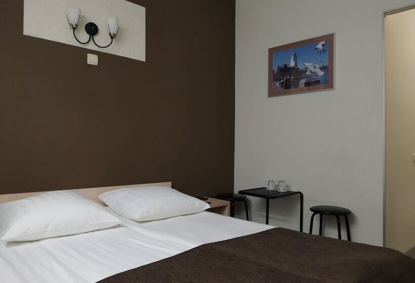 Kirovskie Dachi Motel