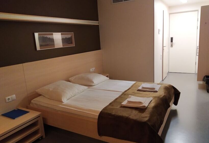 Kirovskie Dachi Motel