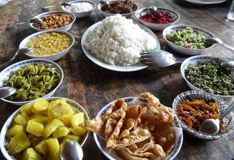 فندق Layathraa Kandy