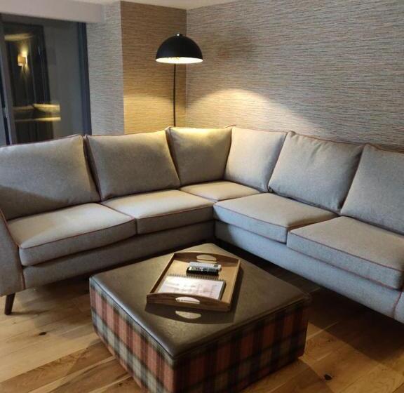 The Lawrance Luxury Aparthotel   Harrogate