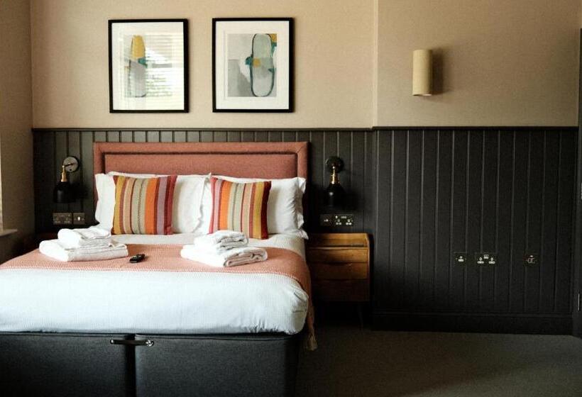 The Lawrance Luxury Aparthotel   Harrogate