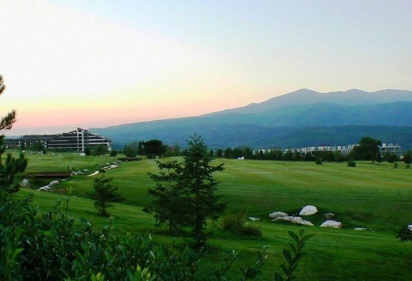 Cornelia Deluxe Residence