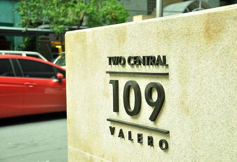 Csuites At Two Central Residences