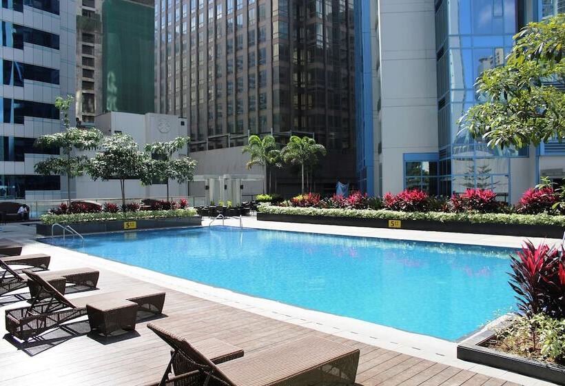 Csuites At Two Central Residences