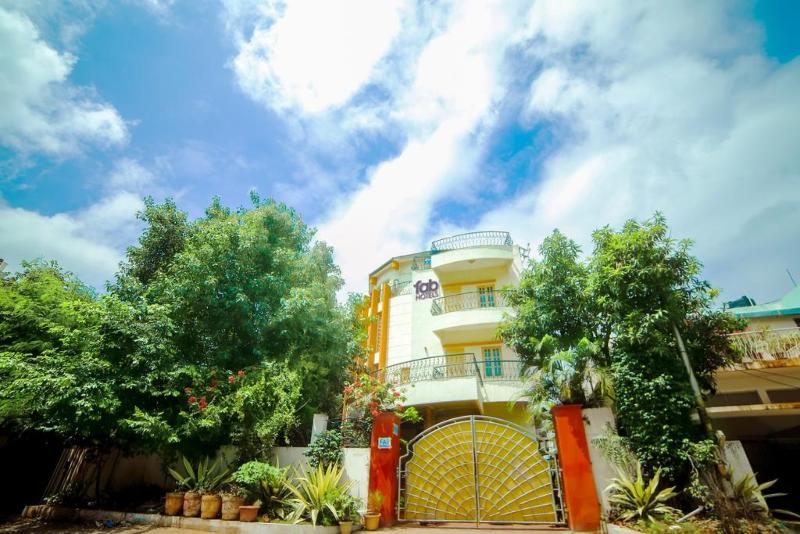 Fabhotel Hallmark Begumpet