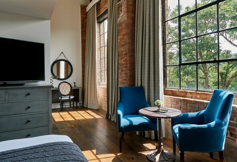 The Foundry Hotel Asheville, Curio Collection By Hilton