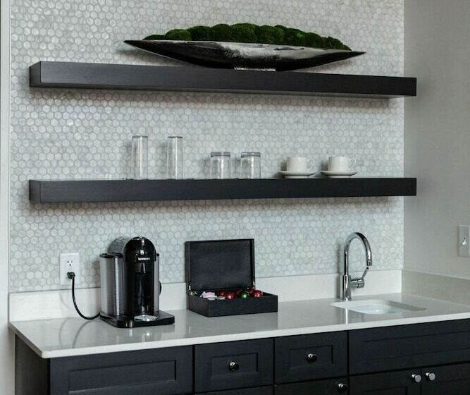 The Foundry Hotel Asheville, Curio Collection By Hilton