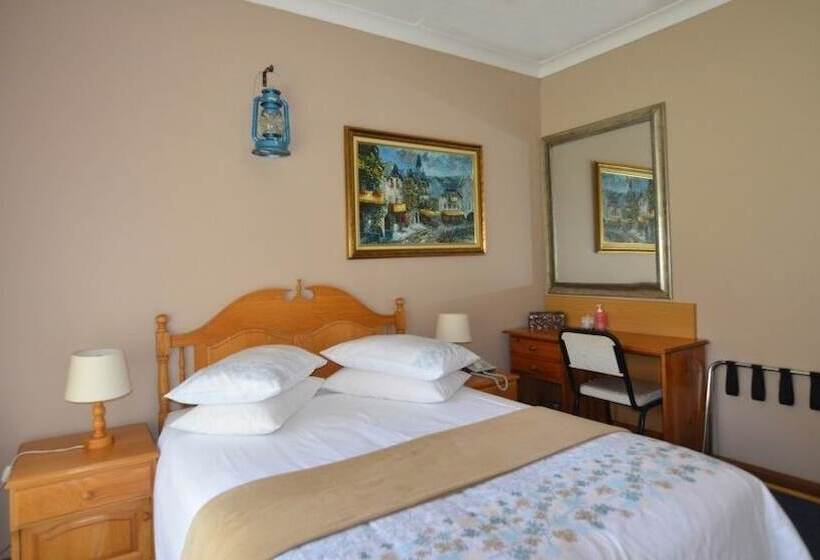 בית מלון כפרי Afton Safari Lodge