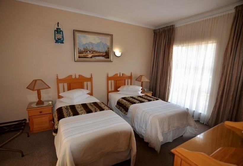 בית מלון כפרי Afton Safari Lodge