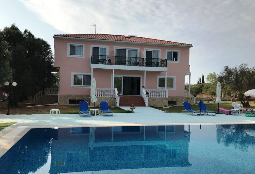 호텔 Ai Helis Resort